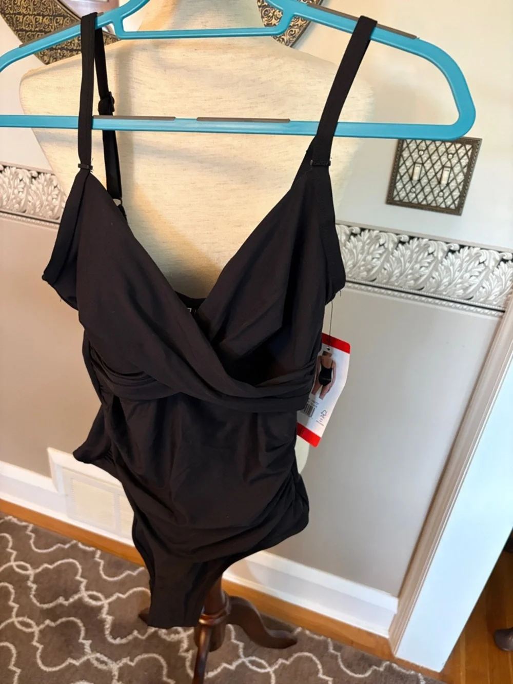 NEW Black One-Piece Swimsuit with Twist Front medium DKNY - Picture 1 of 3